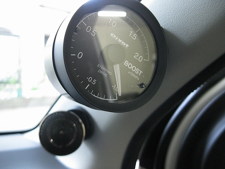 PIVOT GT GAUGE 60 BOOST GOB OBD2 ブースト計とPOWER＋スイッチの